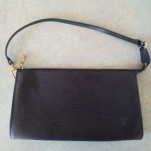Louis Vuitton Black Pochette Epi Leather